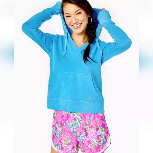 Lilly Pulitzer Luxletic Carrie Pullover Pocket Blue Hoodie Size Large - Picture 1 of 10
